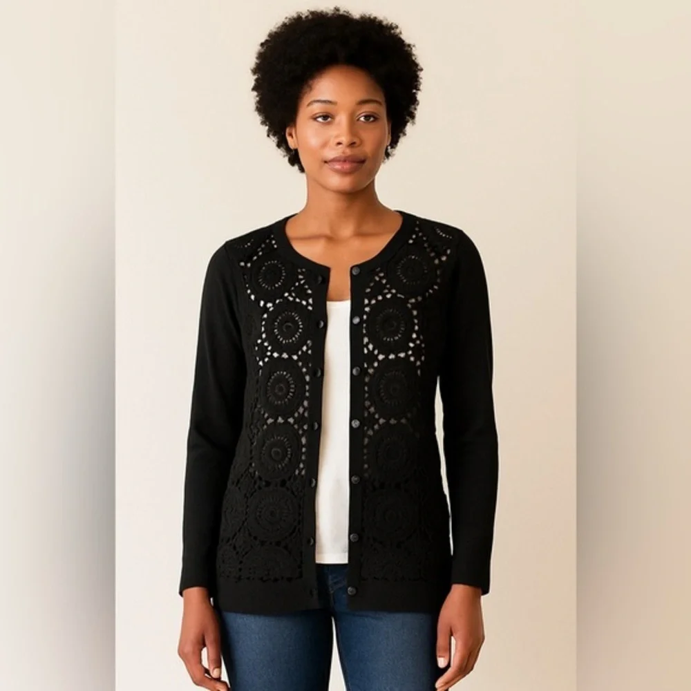 Black Crochet Medallion Cardigan – Chic Layering Sweater Novelty NWT M #699